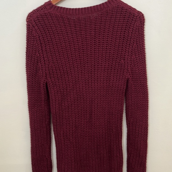 Wine /Plum  Color Cable Knit Sweater from Nautica Size S - Picture 4 of 4